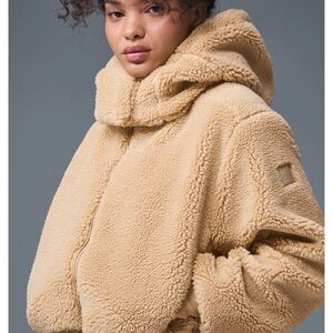 ALO Foxy Sherpa Jacket
